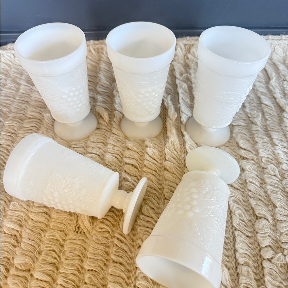 Elegant White Goblet Set